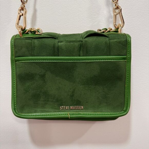 Steve Madden Kelly Green Purse Chain Shoulder Bag Faux Suede Flip Top Gold Quilt - Picture 8 of 11